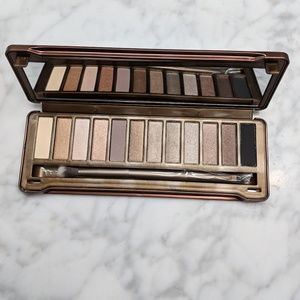 NEW Eyeshadow Palette